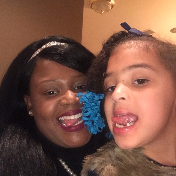 Meet your Posher, Fefe - Picture 5 of 6